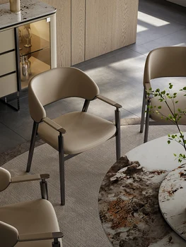 Итальянские минималистичные кожаные обеденные столы, стулья, кресла, современные простые бытовые рестораны, креативные стулья с низкой спинкой