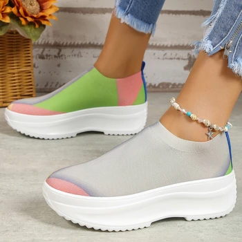 2023 Новые женские туфли на плоской подошве больших размеров, прогулочная обувь, женская обувь для отдыха на открытом воздухе, Дышащая обувь на толстой подошве, яркая дизайнерская спортивная обувь