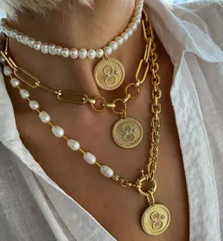 Симпатичный символ, подвеска из 8 букв, шарм, микро-проложенный символ CZ, Очаровательное ожерелье для женщин, Модные простые ювелирные изделия на массивной цепочке золотого цвета