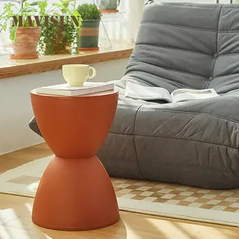 Изготовленный на заказ короткий диван-приставной столик в скандинавском стиле для гостиной, современный минималистичный Маленький креативный пластиковый табурет для обуви, забавная мебель для дома